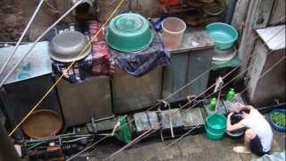 Nỗi khổ người thành phố muốn lắp bình nóng lạnh cũng không được