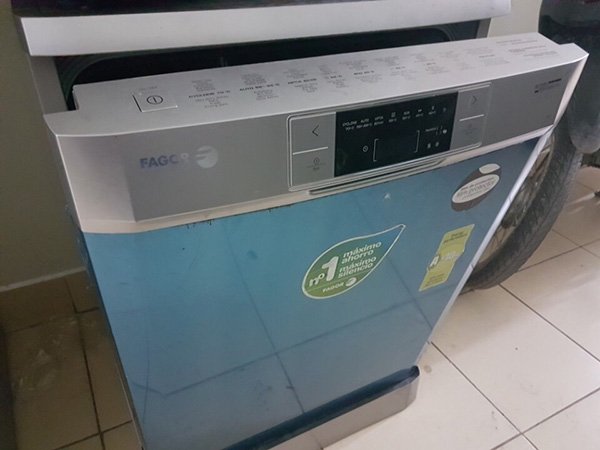 Sửa chữa các loại máy rửa bát Fagor đời cũ, mới